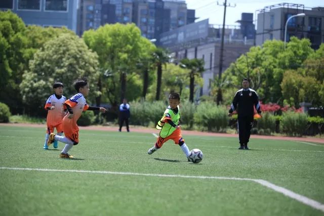 利夫31+14方硕27+10胡金秋32+13 北京力克广厦