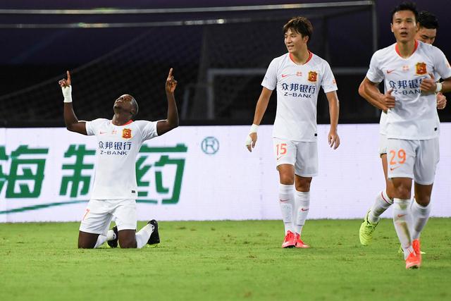 爵士擒公牛止6连败 格林关键三分火箭克尼克斯