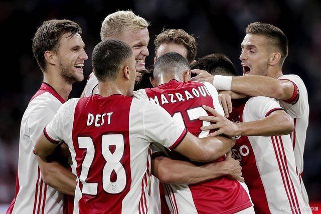 陈盈骏15+6+6广州逆转青岛 鲍威尔空砍三双